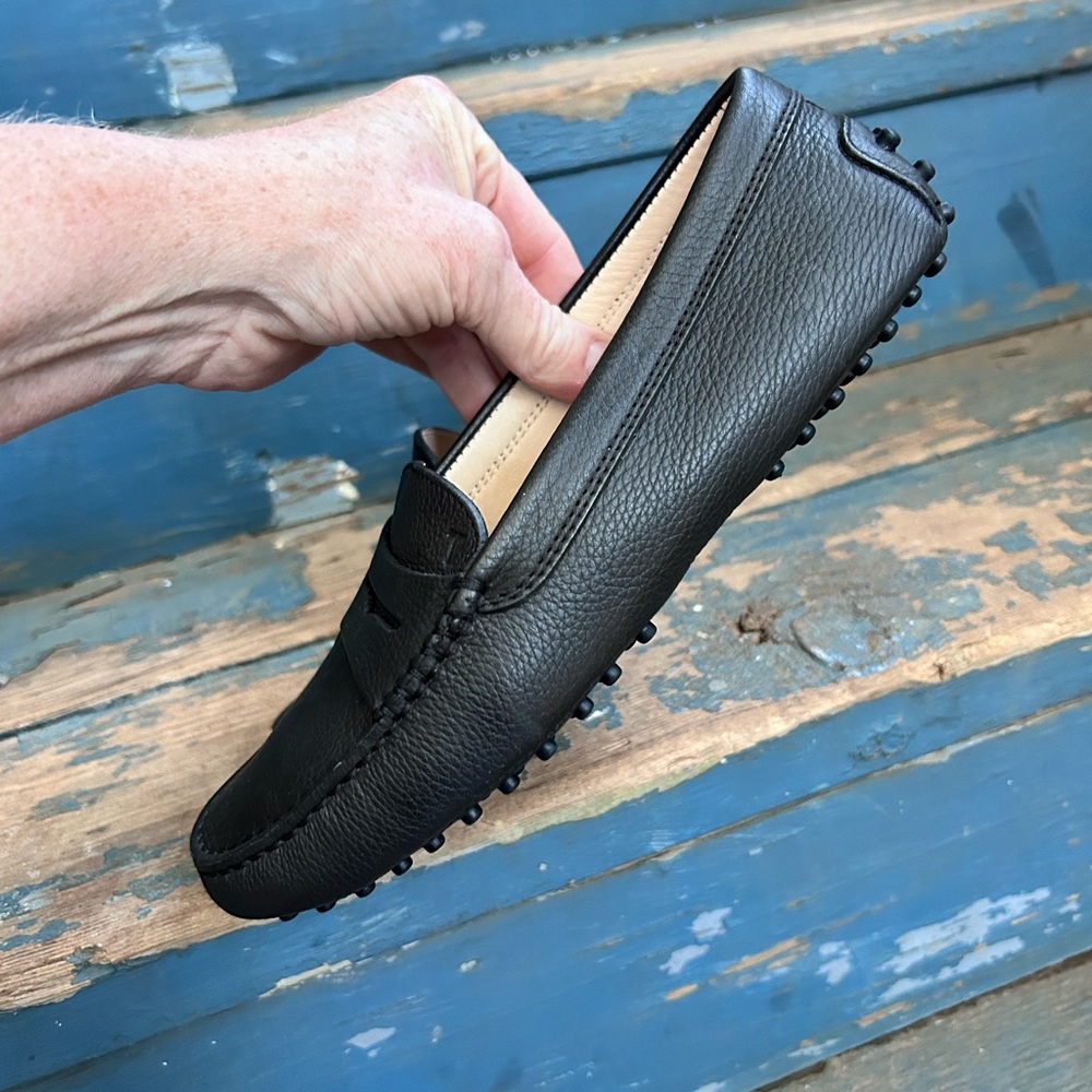 TODS Driving Loafer - Picture 14 of 16